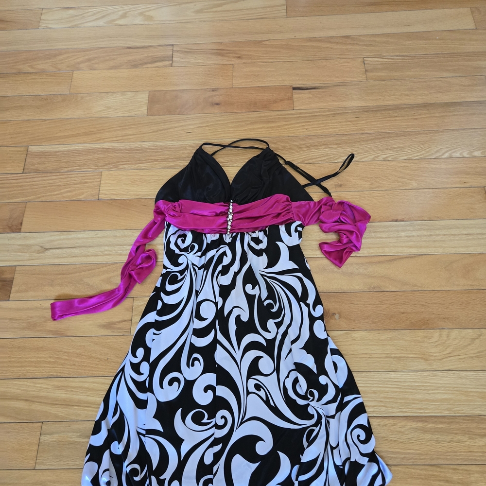 Taboo Black and White Bubble Dress Size 3/4